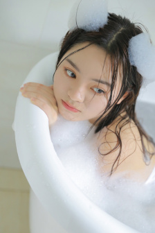 日本丰满挤奶视频在线观看